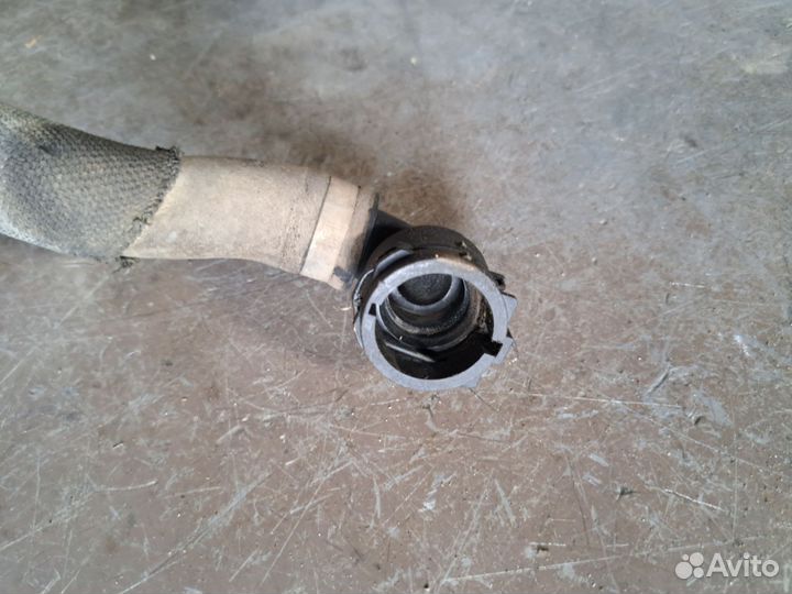 Патрубок охлаждения Audi A6 C6