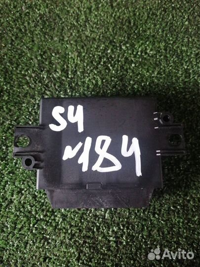 Блок управления парктроником Audi S4 B7 BBK 2006