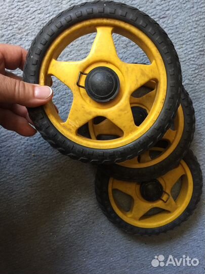 Колесо,3 штуки