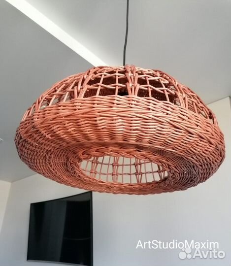 Люстра-абажур плетеный из Эколозы