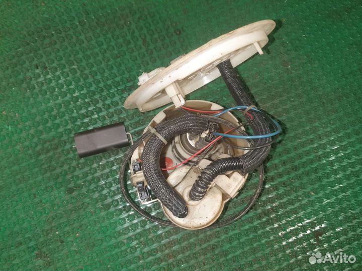 Насос топливный Opel Astra H 1.6