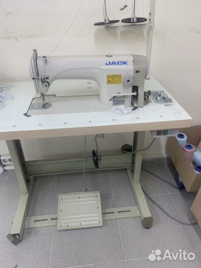 Швейная машина