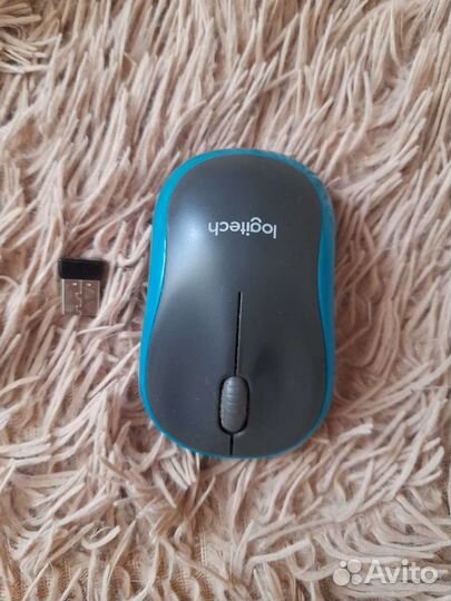 Беспроводная клавиатура и мышь logifech