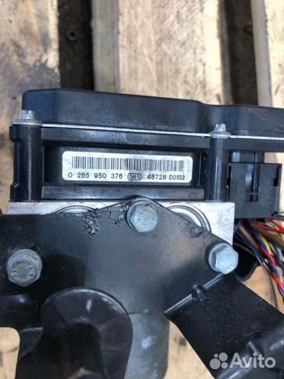 Блок ABS Bmw 6 E63 N62B44 2004