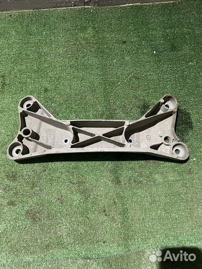 Кронштейн АКПП BMW 1 F20