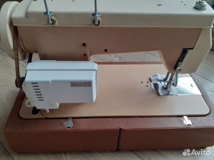 Швейная машина радом Radom 432