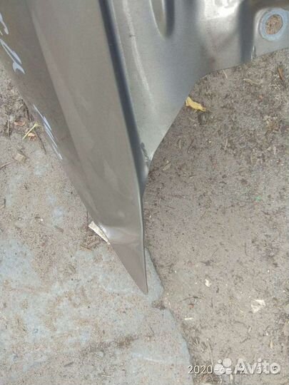 Крыло правое перед Skoda Rapid б/у