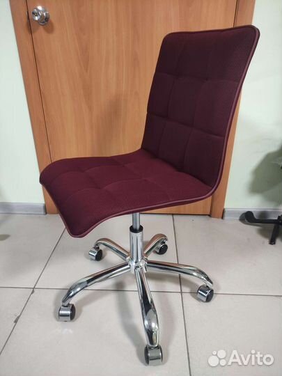 Офисное кресло Zero Red