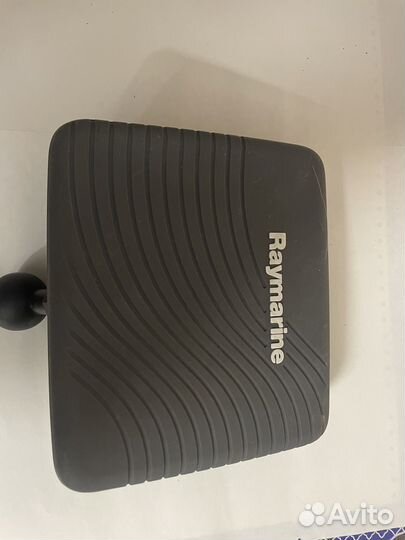 Эхолот Raymarine