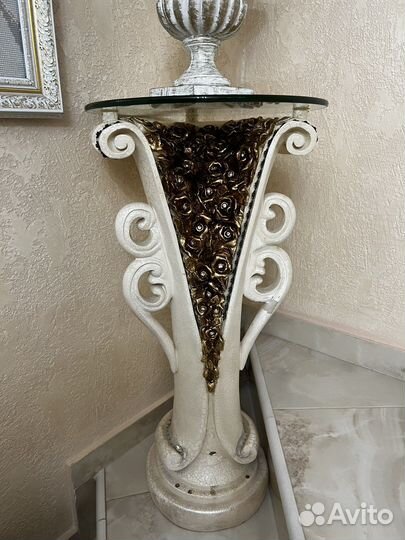 Подставка под цветы