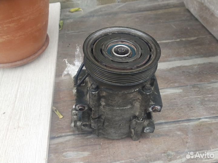 Компрессор кондиционера ford escape