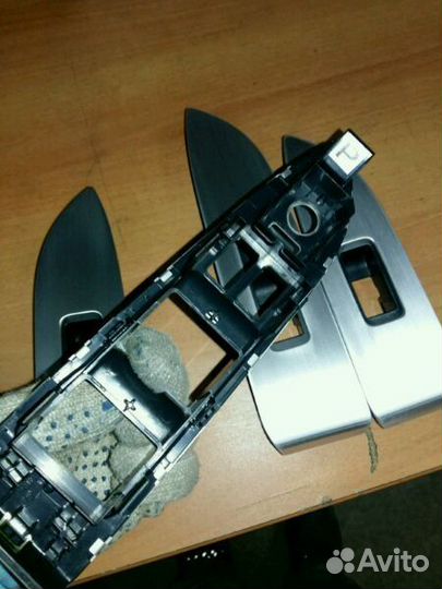 Накладка обшивки двери Ниссан Мурано Z51 809611AN6