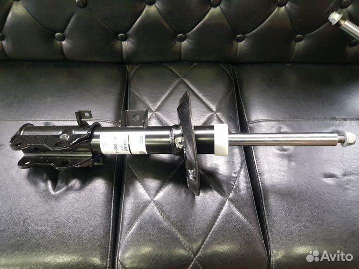 Амортизаторная стойка Boge 36G95A, на MB Vito, Via