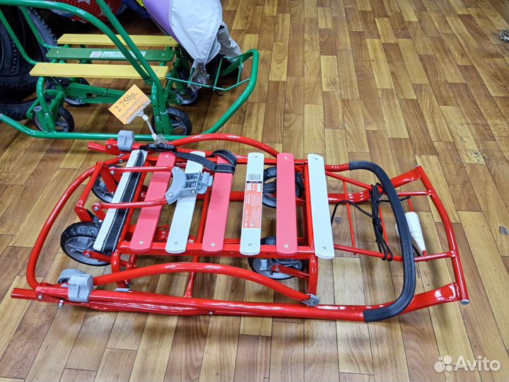 Санки Никки-3