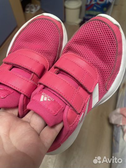 Кроссовки adidas 31,5