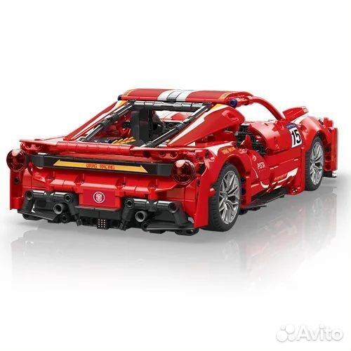 Луго Феррари. Лего машина на пульте управления