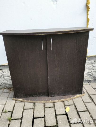 Аквариум 60-70 литров с тумбой