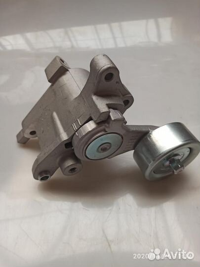 Натяжитель ремня Toyota Hilux abtto1005