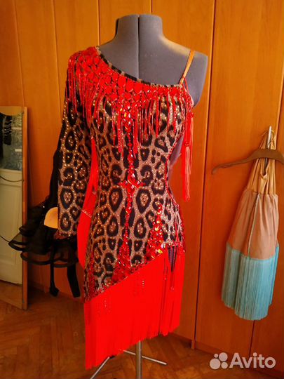 Платье для танцев