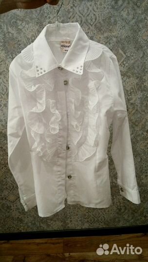 Продаю школьную одежду для девочек 6-8 лет