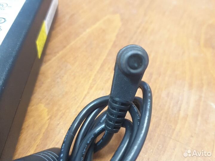 Блок питания 19v 7.9a