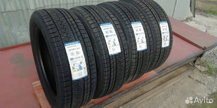 Triangle PL02 225/55 R18 102V