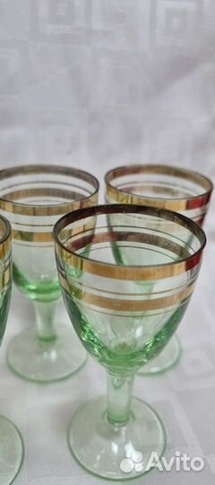 Рюмки на ножках 6 шт. Цветное зелёное стекло