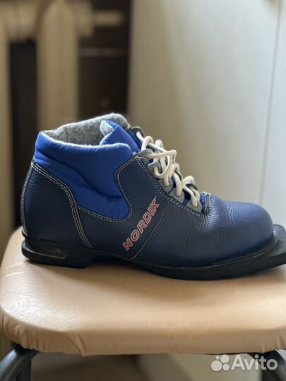 Лыжные ботинки детские 35 размер