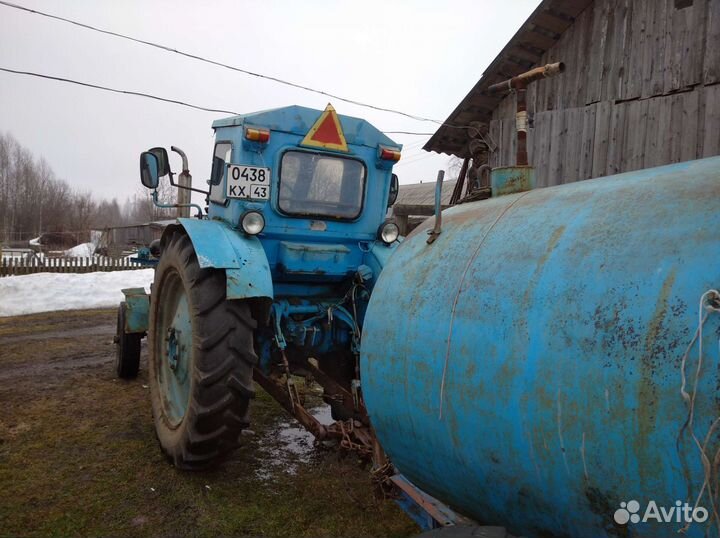 Трактор ЛТЗ Т-40M, 1982