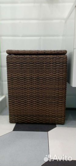 Корзина для белья из ротанга