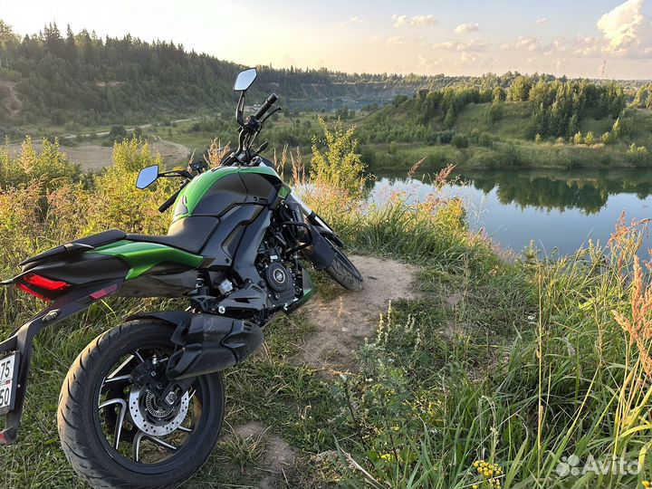 Bajaj dominar 400