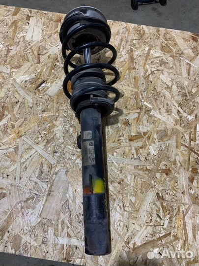 Стойка подвески передняя левая Bmw 3 E90 седан