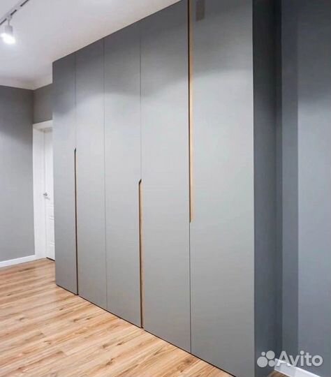 Шкаф распашной с фабрики