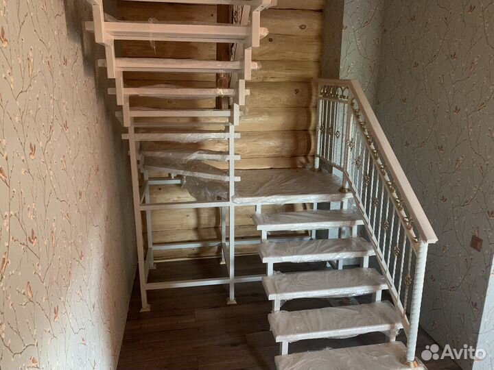 Лестница алюминиевая на 2ой этаж
