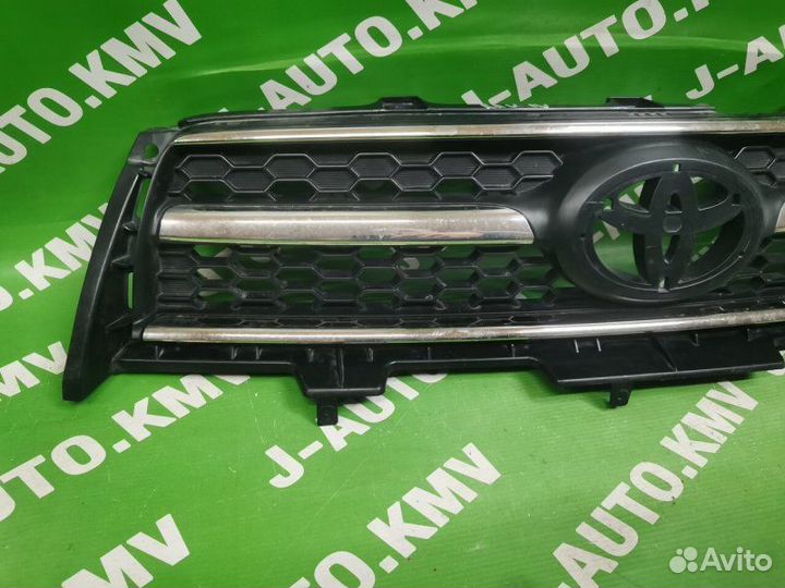 Решетка радиатора Toyota Rav4 XA30