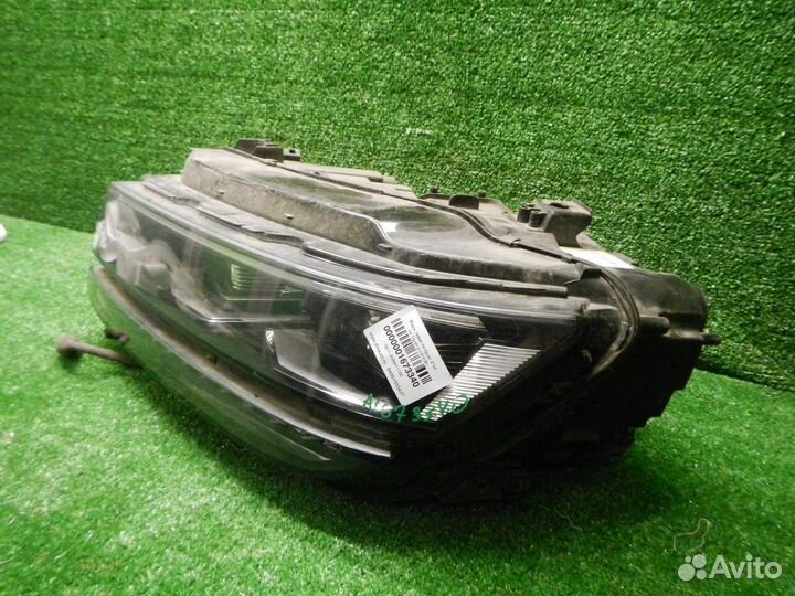 Фара левая Volkswagen Tiguan