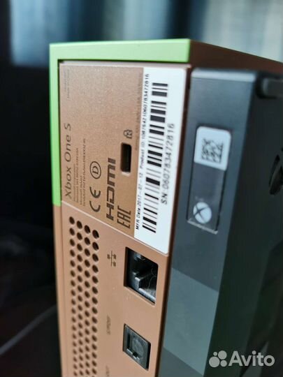 Microsoft Xbox One S 1TB Minecraft Edition