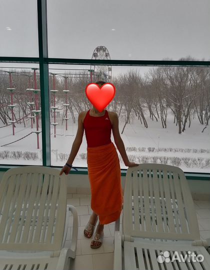 Слитный купальник Adidas и шапочка Joss