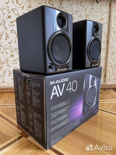 Мониторные колонки M-Audio AV40