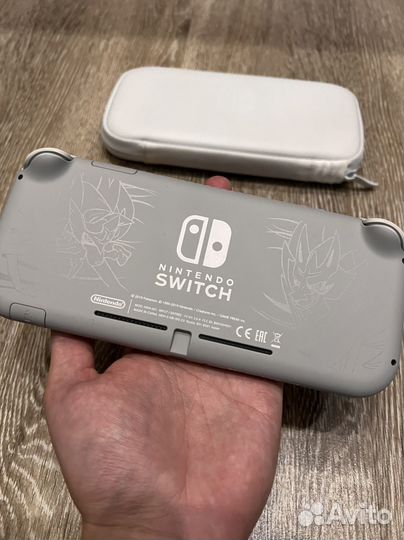 Nintendo switch lite pokemon