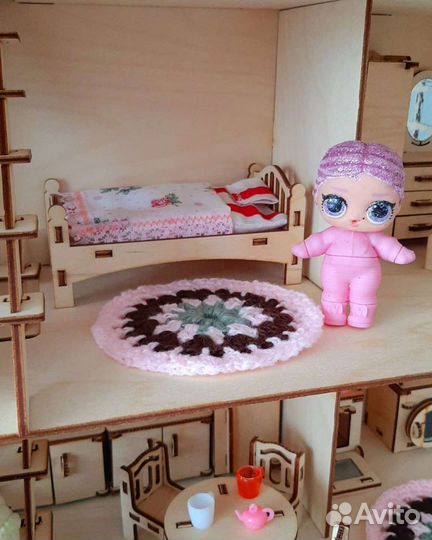 Домик кукольный с мебелью новый