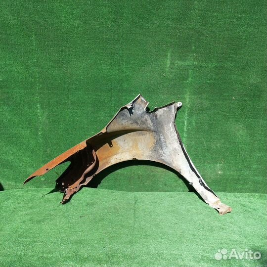 Крыло переднее правое mazda cx-7