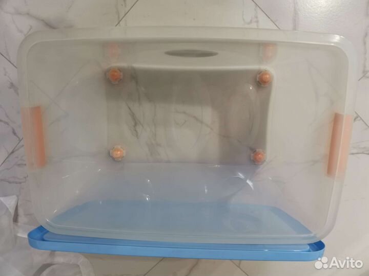 Ящик универсальный на колёсиках