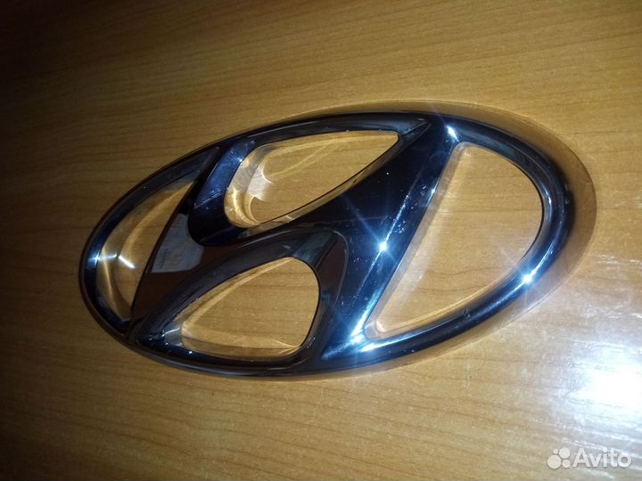 Эмблема Hyundai i40 шильдик