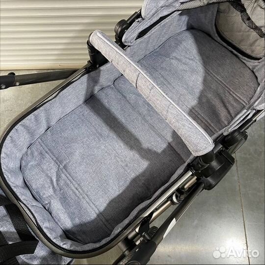 Коляска Luxmom