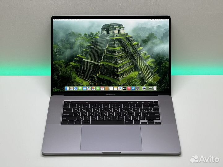 Топовый MacBook Pro 16 i9/64/1TB/2 video