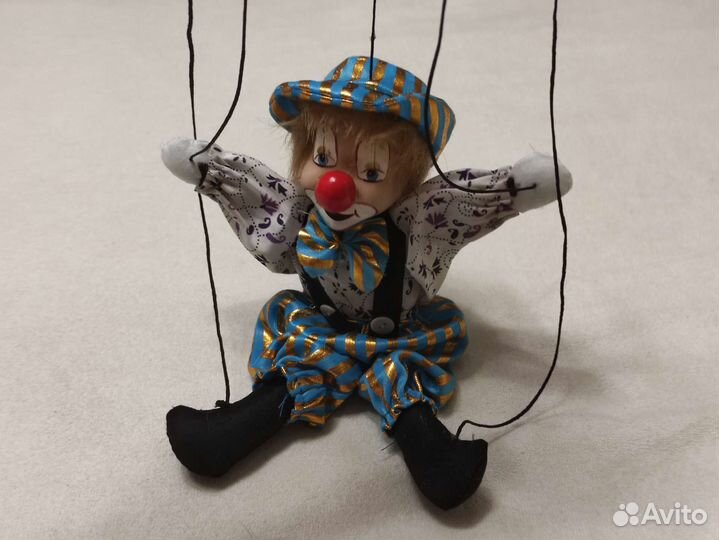 Клоун марионетка
