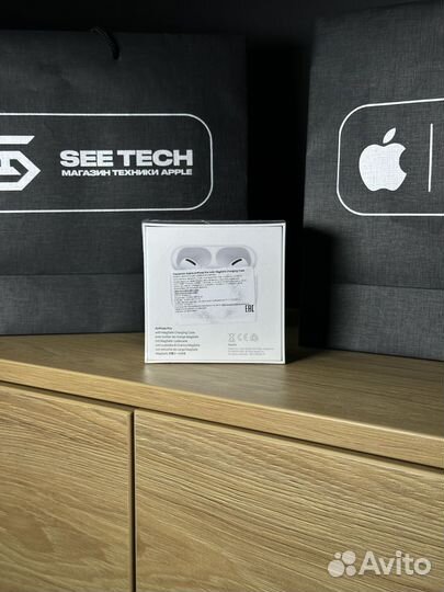 AirPods Pro новые