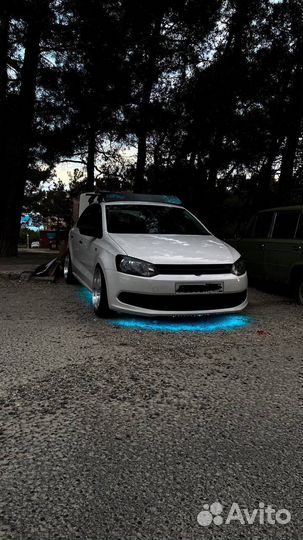 Фейринг - обтекатель для багажника на крышу