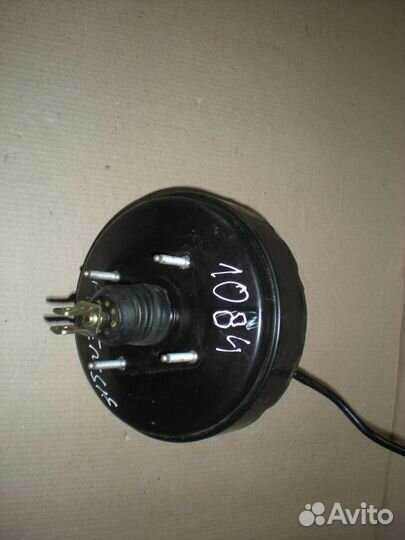 Усилитель тормозов вакуумный Toyota Avensis 2